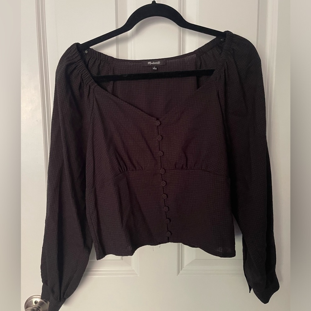 Madewell | Black | V-Neck | Flowy Sleeves | Decorative Buttons | Stretchy Fabric